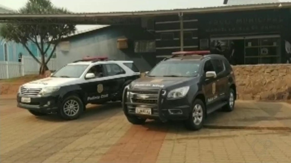 Polícia Civil faz operação em Castilho que investiga irregularidades em licitações para shows