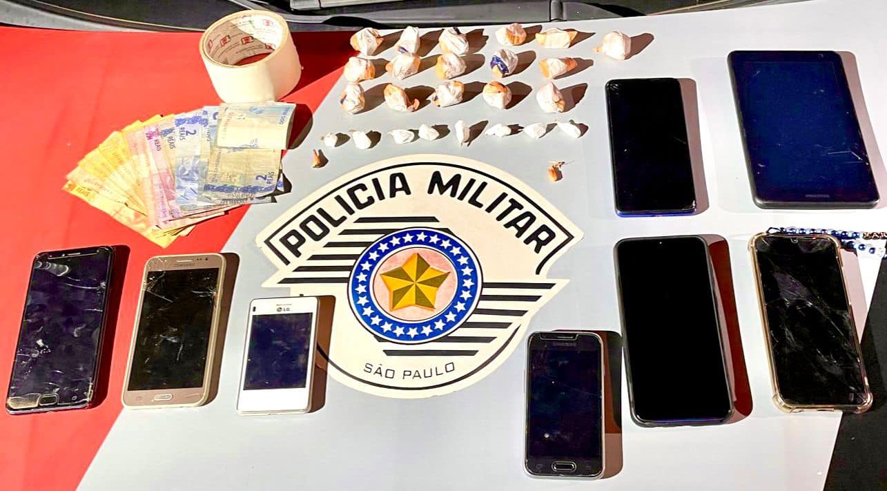 Polícia Militar de Mirandópolis prendeu 03 moradores do Jardim São Lourenço por tráfico de drogas