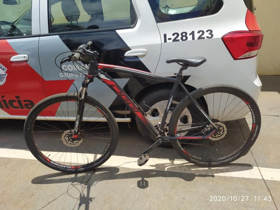 Patrulha Comando de Andradina detém 02 indivíduos na Vila Botega e recupera 02 bicicletas furtadas