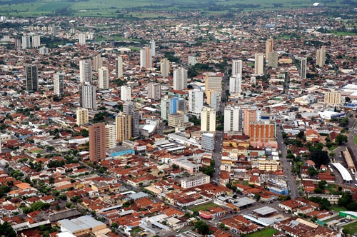 Por trânsito mais seguro, Coronel David cobra faixa de pedestre na área central da Capital