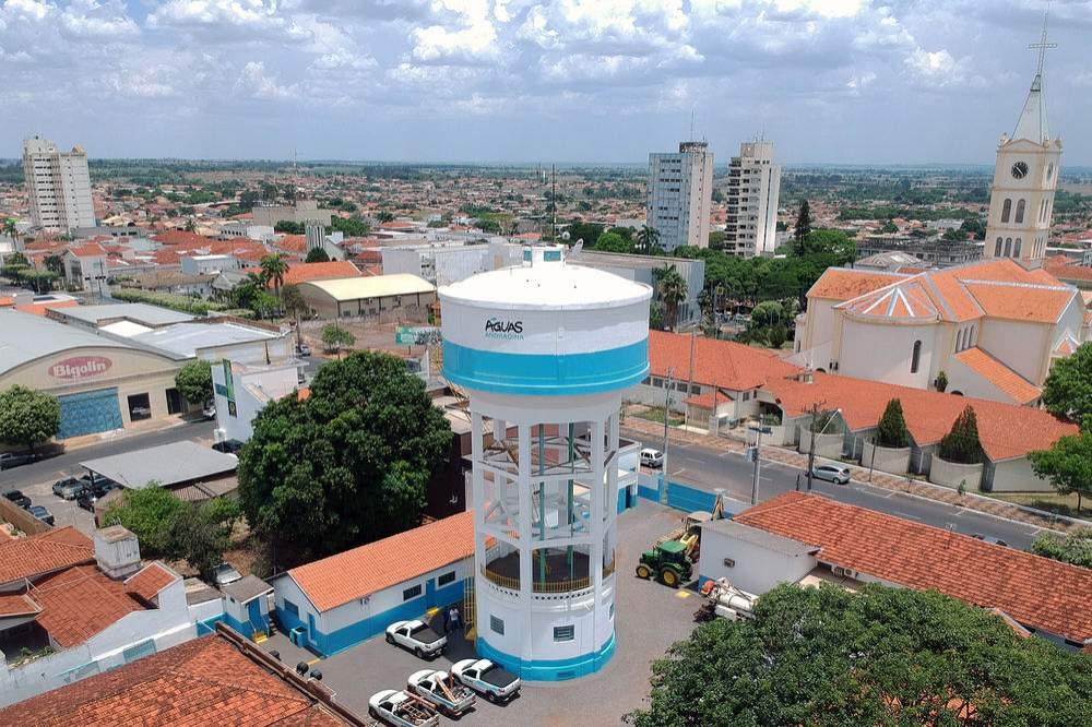 Águas Andradina realiza mutirão para recebimento de currículos