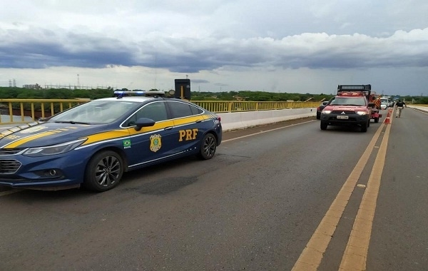 Homem tenta suicídio e interdita por horas ponte entre Três Lagoas e Castilho