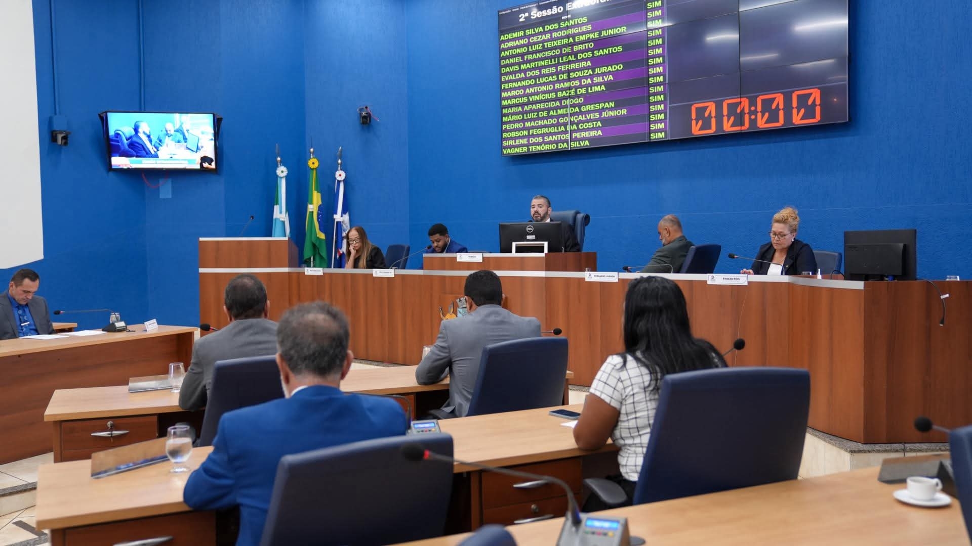Vereadores de Três Lagoas aprovam reajuste de 4,44% aos servidores públicos municipais da educação
