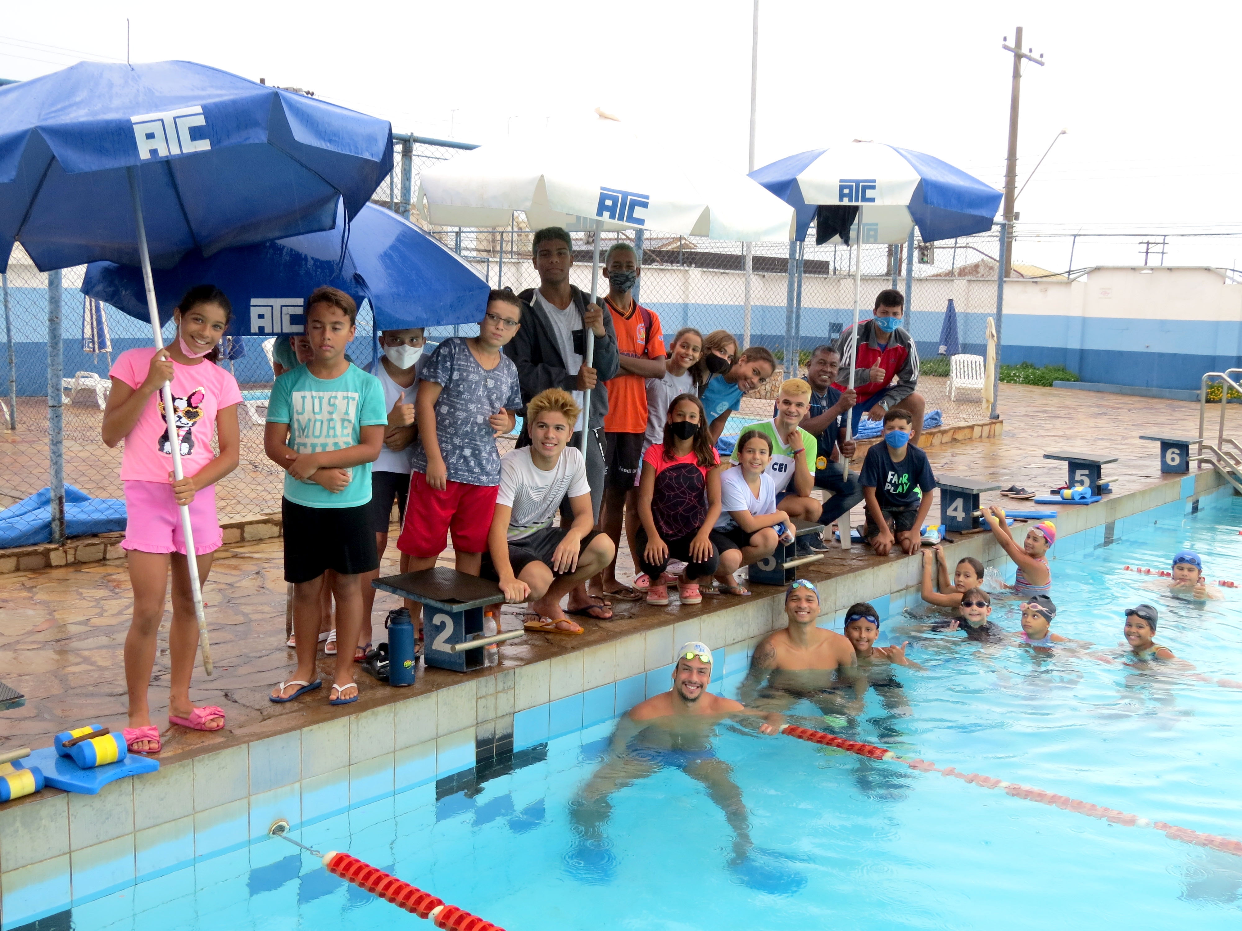 Nadadores do Minas Tênis Clube visitam Andradina