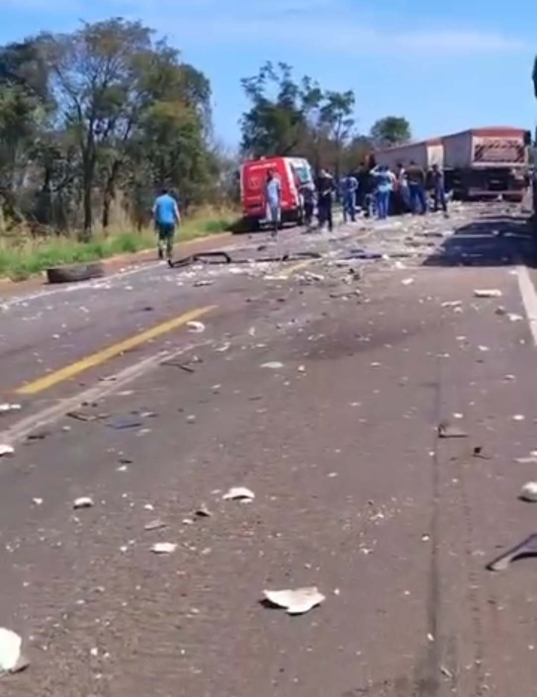 Acidente na BR-262 entre Ribas do Rio Pardo e Campo Grande, envolve 02 caminhões com 02 mortos