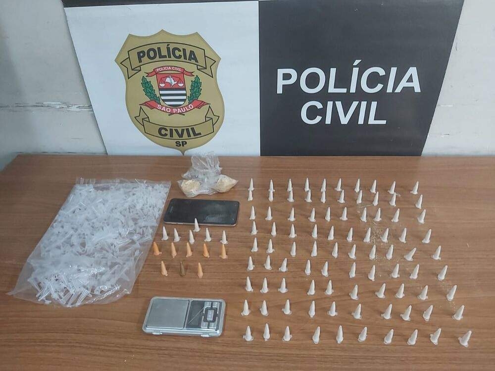 Polícia Civil de Araçatuba prendeu casal e filho por tráfico de drogas no bairro Águas Claras