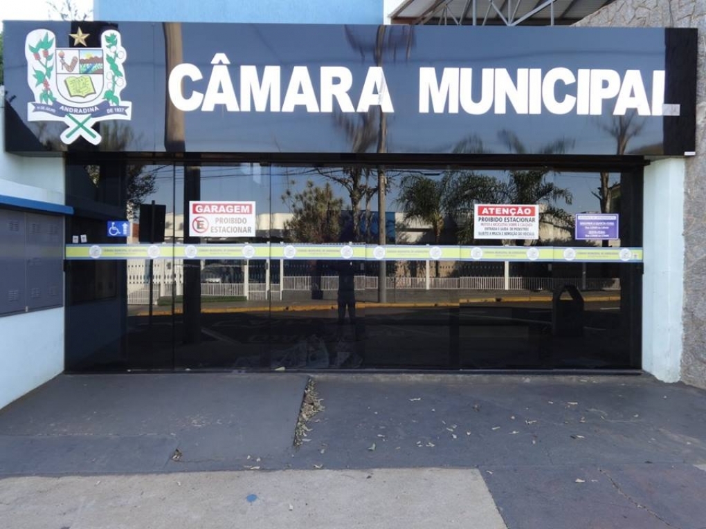 Governo de Andradina assina contrato de 3 milhões para retomada da obra da Piscina Olímpica
