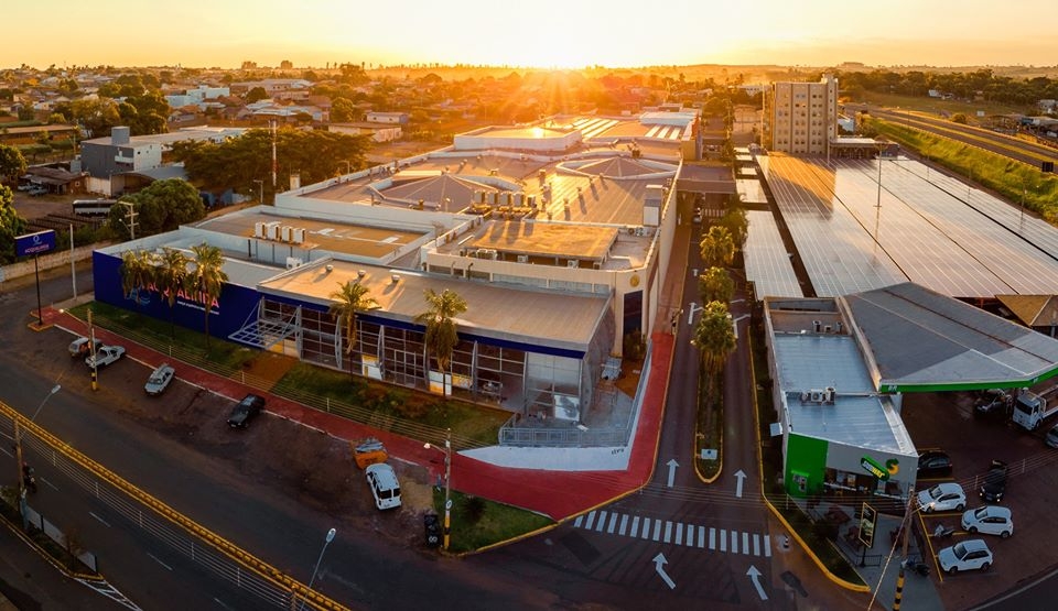 EM ANDRADINA ACQUALINDA PREPARA UMA LOJA AO LADO DO OESTE PLAZA SHOPPING
