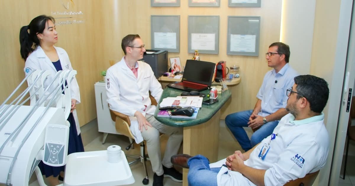 Prefeito de Três Lagoas visita o Hospital Auxiliadora