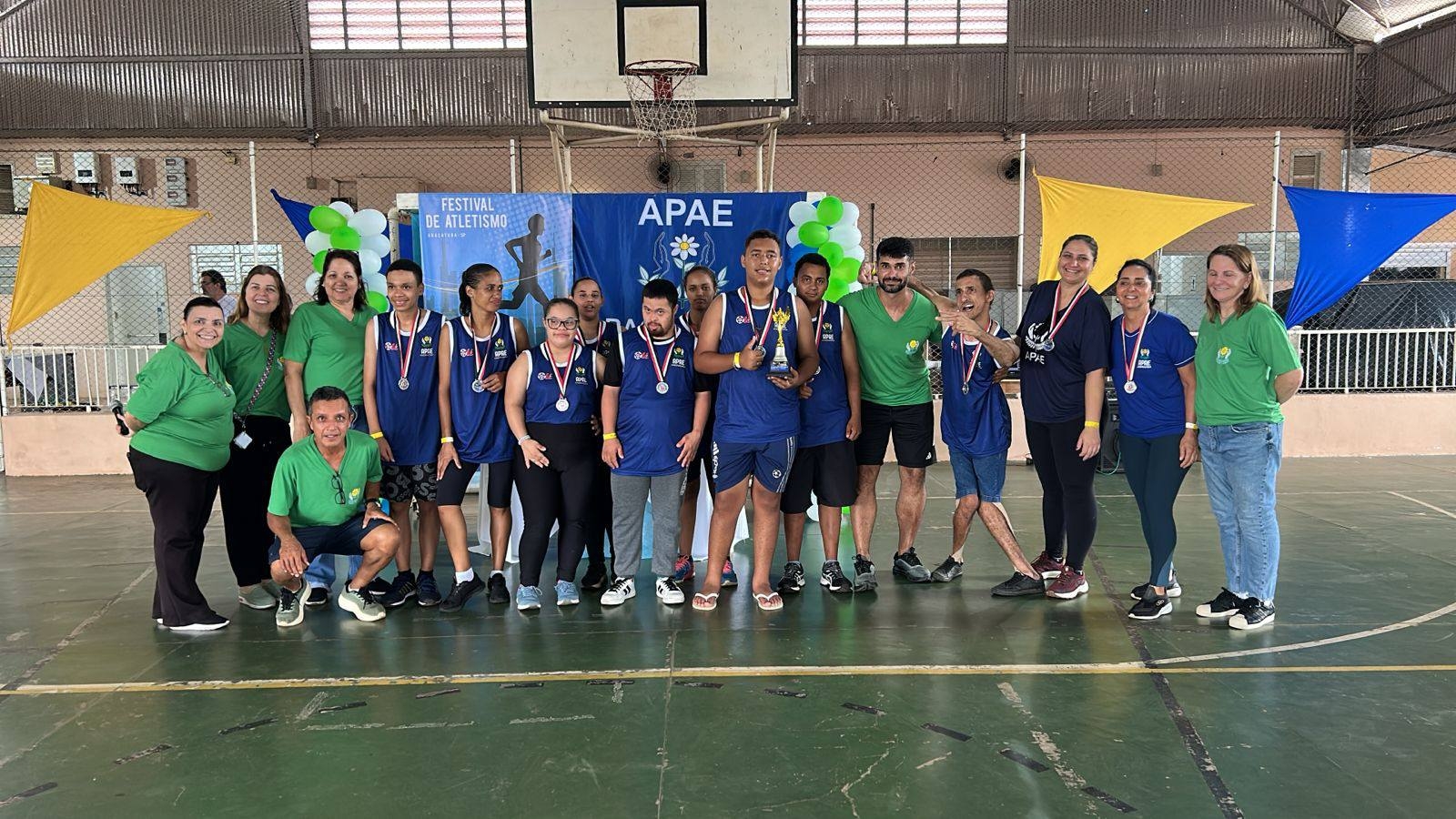 APAE de Andradina participa de Festival de Atletismo em Araçatuba