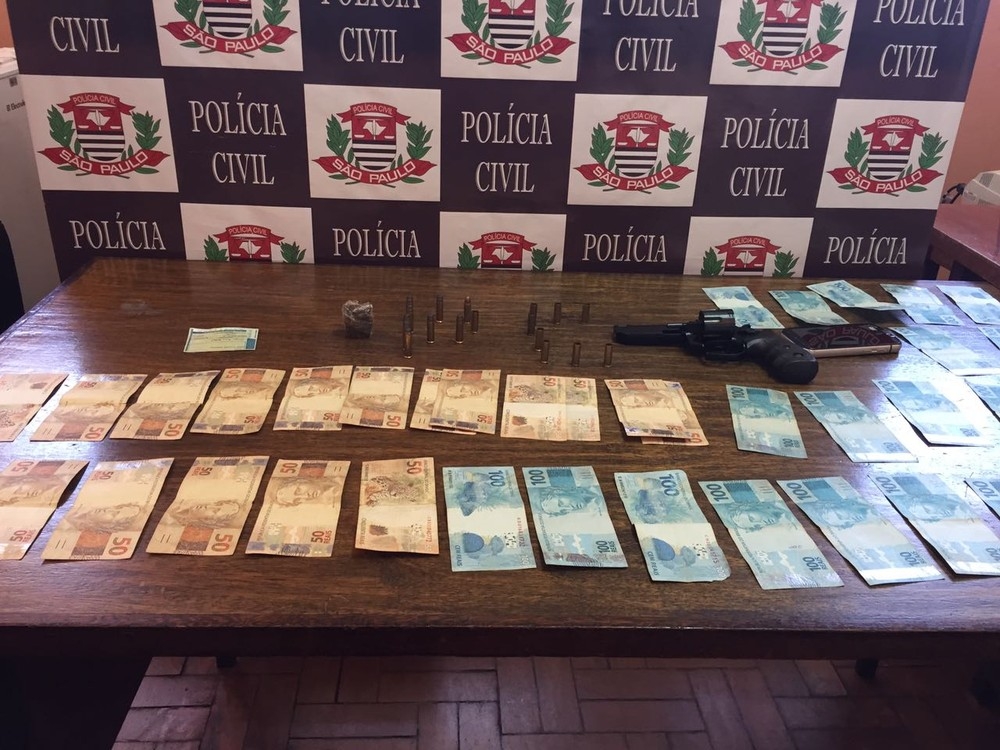 Polícia Civil prende falso médico que atendia em clínica de Guarulhos