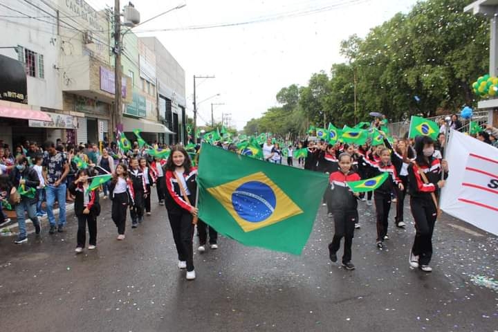 Prefeitura de Mirandópolis realizou o desfile cívico de 07 de setembro