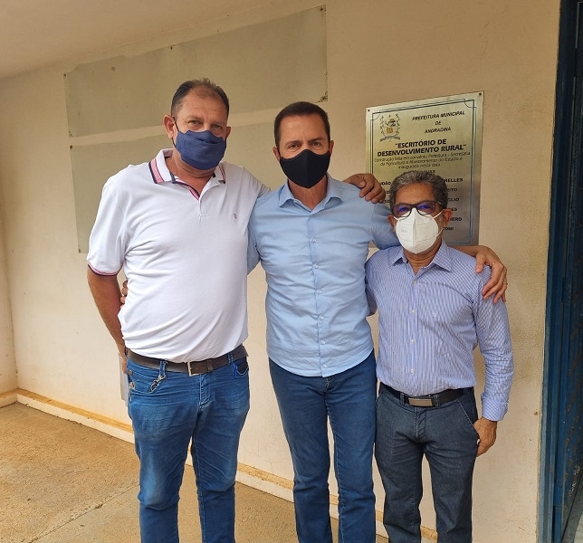 Prefeito de Castilho encontra secretário de Agricultura, Itamar Borges durante visitação a Andradina
