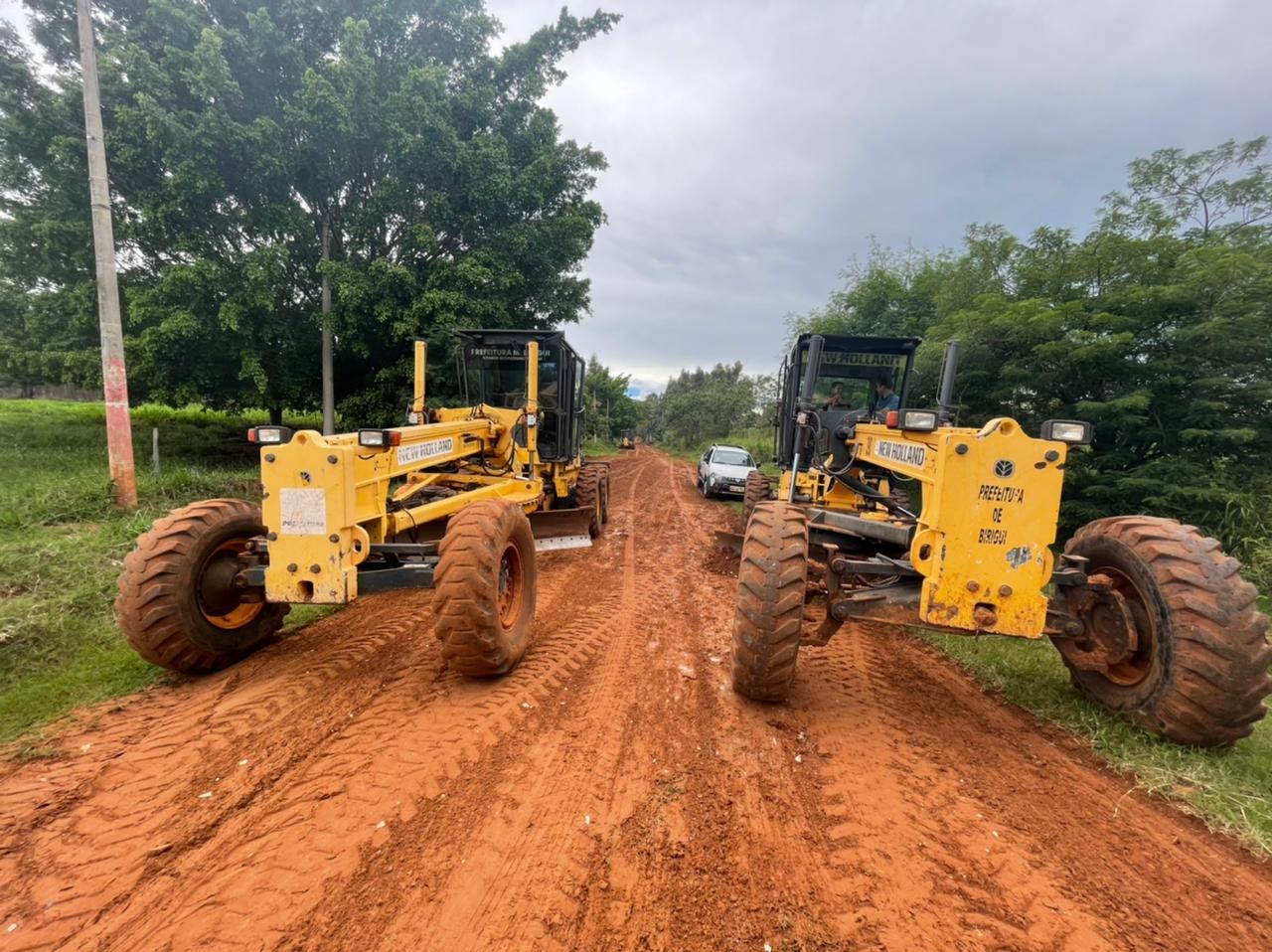 Prefeitura de Birigui continua trabalho de manutenção das estradas rurais do município