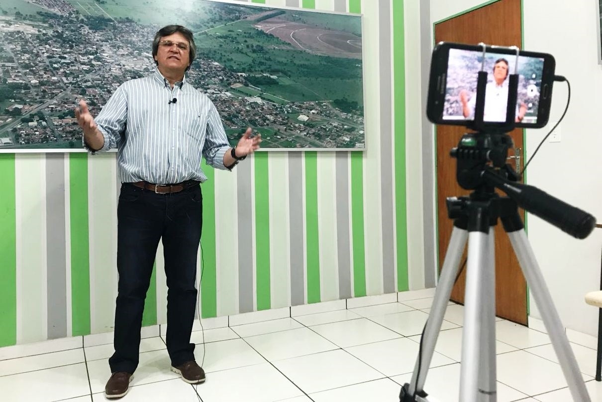 Presidente da Câmara de Andradina é criticado por moradores