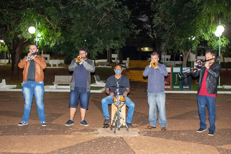 Alvorada Festiva levou música e alegria aos bairros de Andradina