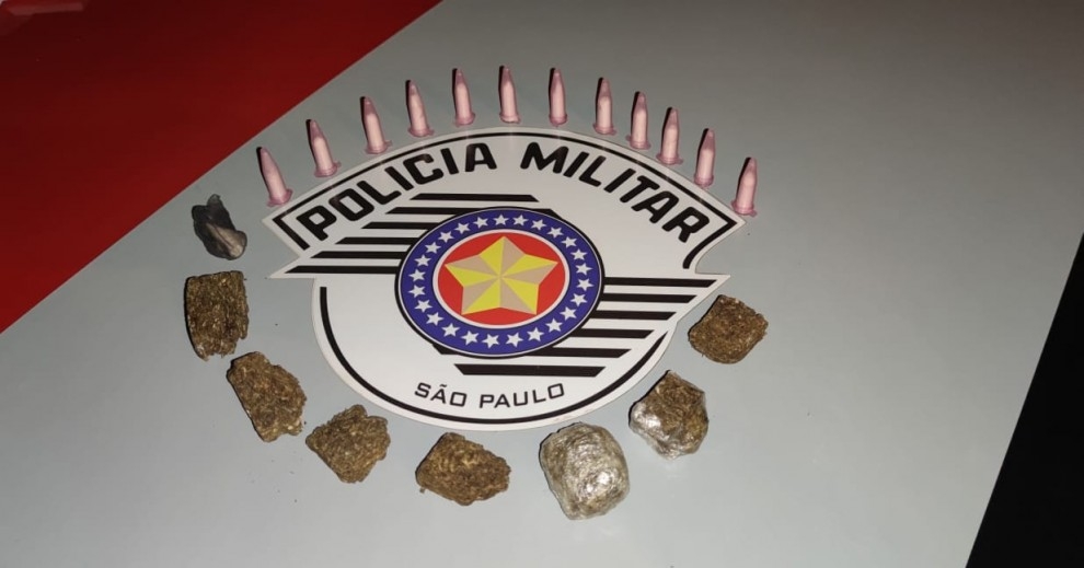 Força Tática prende homem com drogas e anotação do tráfico em Andradina