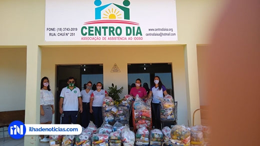 Em Ilha Solteira torcida Nação Palmeirense entrega 190 cestas básicas para o Centro Dia, Igreja Católica e Centro Espírita