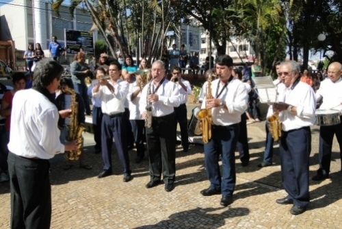 Irmã e mulher de presidiário da Penitenciária 2 de Lavínia são flagradas pelo GOE comandando ‘biqueira’ em Araçatuba