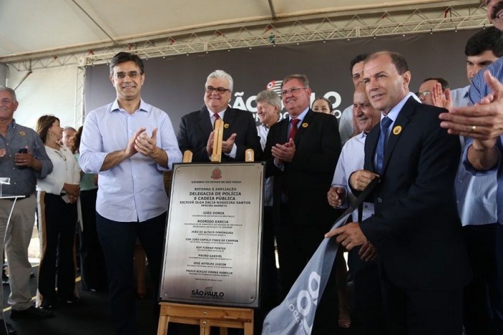 Vice governador inaugura nova Delegacia de Pereira Barreto com investimentos de R$ 1 milhão