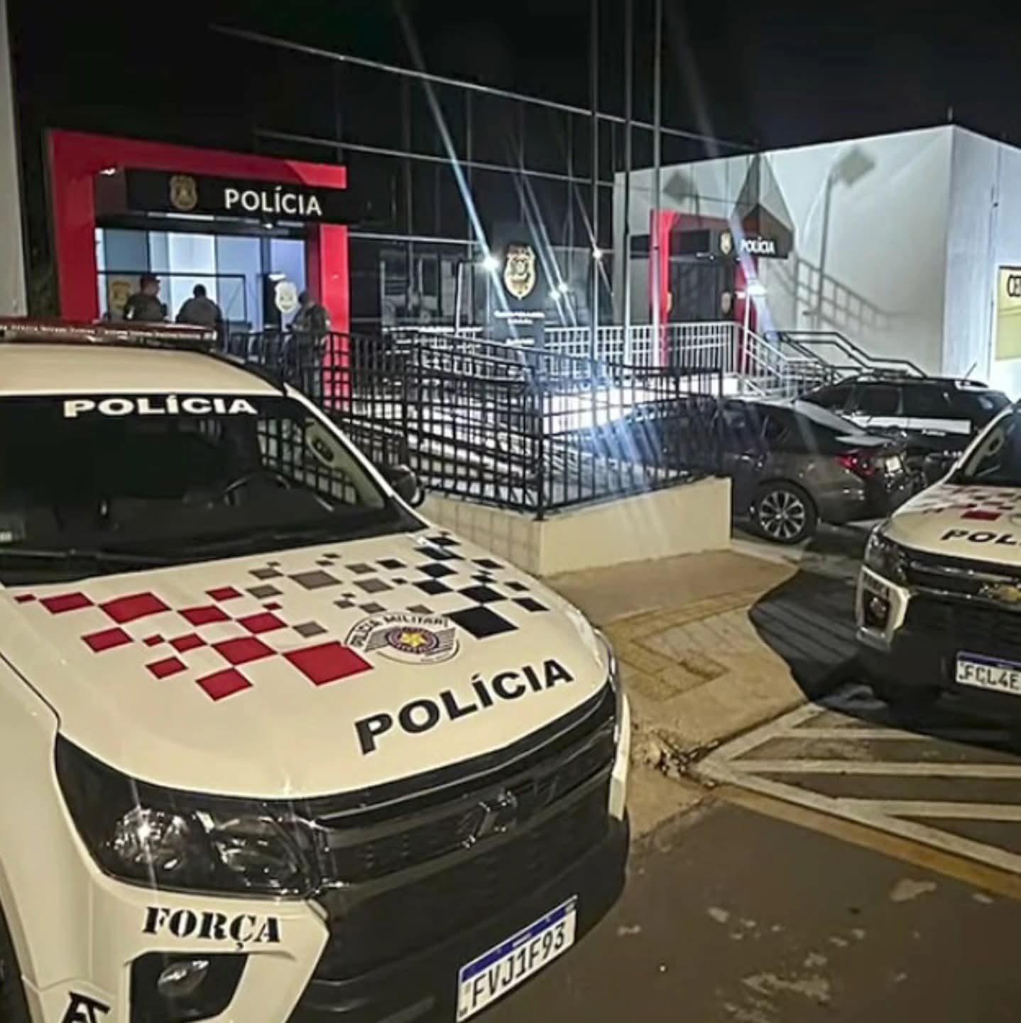 Policia Militar de Andradina prende homem após vender drogas para usuário no bairro Pereira Jordão