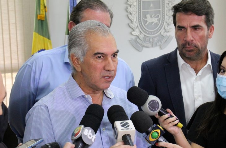 Governador Reinaldo Azambuja anuncia redução na alíquota do ICMS da gasolina, álcool, telecomunicações e energia elétrica