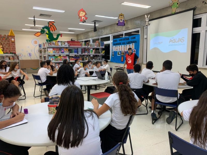 Águas Andradina e Águas Castilho realizam ações socioambientais e educacionais e promovem o voluntariado