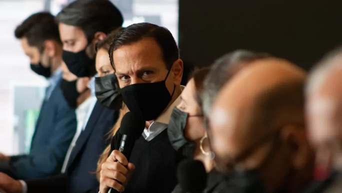 Doria aprova ‘Bolsa do Povo’ com pagamentos de R$ 500 por mês