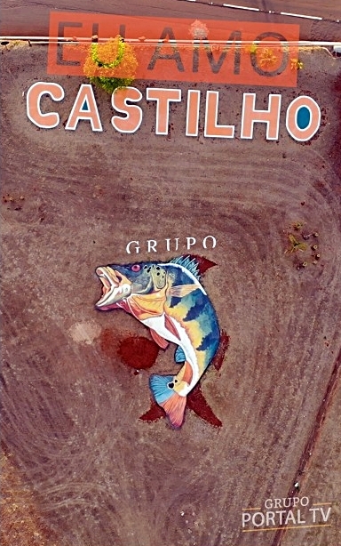 Artista local finaliza pintura icônica no Trevo de Castilho