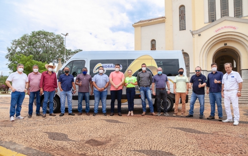 Governo de São Paulo envia van para setor de saúde da Prefeitura de Andradina