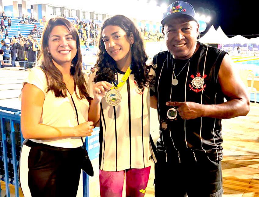 Nadadora de Andradina, Letícia Zompero, é vice-campeã brasileira nos 50m peito