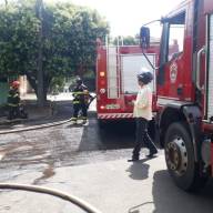 Fogo em residência no bairro Passarelli em Andradina mobiliza o Corpo de Bombeiros