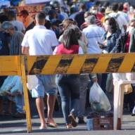 Em Andradina, Feira tem aglomeração em plena quarentena