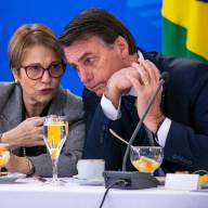 Bolsonaro contraria ministra Tereza Cristina e anuncia veto a venda de terra a estrangeiros