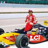 Brasileiro André Ribeiro, ex-piloto da Indy, morre aos 55 anos