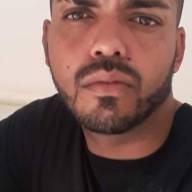 Populares encontram homem degolado em calçada no Jardim Oiti em Três Lagoas