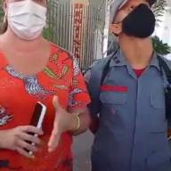 Equipe FEA resgata abelhas no centro da cidade de Andradina