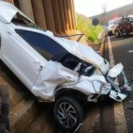 EM ANDRADINA CARRO DESPENCA DE PONTILHÃO NA RONDON (SP-300) E MOTORISTA DE TRÊS LAGOAS MORRE