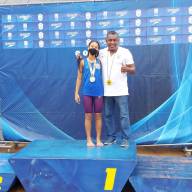 Andradinense Ana Beatriz de Paula Rosa conquista duas medalhas de ouro no Paulista Infantil de natação de Bauru
