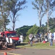 Colisão entre dois carros mata 2 e deixa 4 feridos no bairro Aliança em Mirandópolis