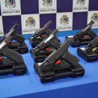 Guarda Municipal de Araçatuba recebe sete pistolas calibre .40 do Tribunal de Justiça do Estado de São Paulo