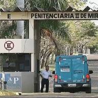 Policiais Penais da Penitenciária 2 de Mirandópolis apreendem cocaína e maconha com visitante