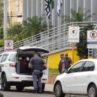 Internauta cede fotos da prisão em flagrante em ação no Banco do Brasil de Andradina
