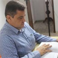 Jornalista Marco Aurélio lança projeto de leitura para os bairros de Andradina