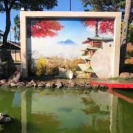 Painel da Praça Japão é destruído por vândalos em Andradina