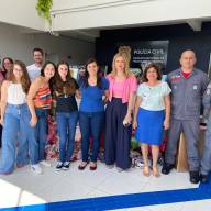 POLÍCIA CIVIL DE ADAMANTINA ENTREGA DOAÇÕES DA CAMPANHA NATAL SOLIDÁRIO