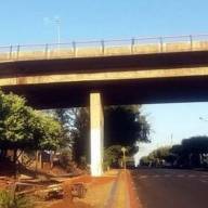 Mulher se joga do Pontilhão em Andradina