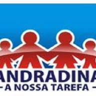 Prefeitura de Valparaíso caprichou na decoração de Natal e Ano Novo na entrada da cidade