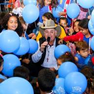 Prefeito de Três Lagoas entrega 85 lousas digitais (tela interativa) e itens para as 40 unidades da REME
