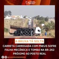 CARRETA TOMBA NA RODOVIA BR 262 EM TRÊS LAGOAS